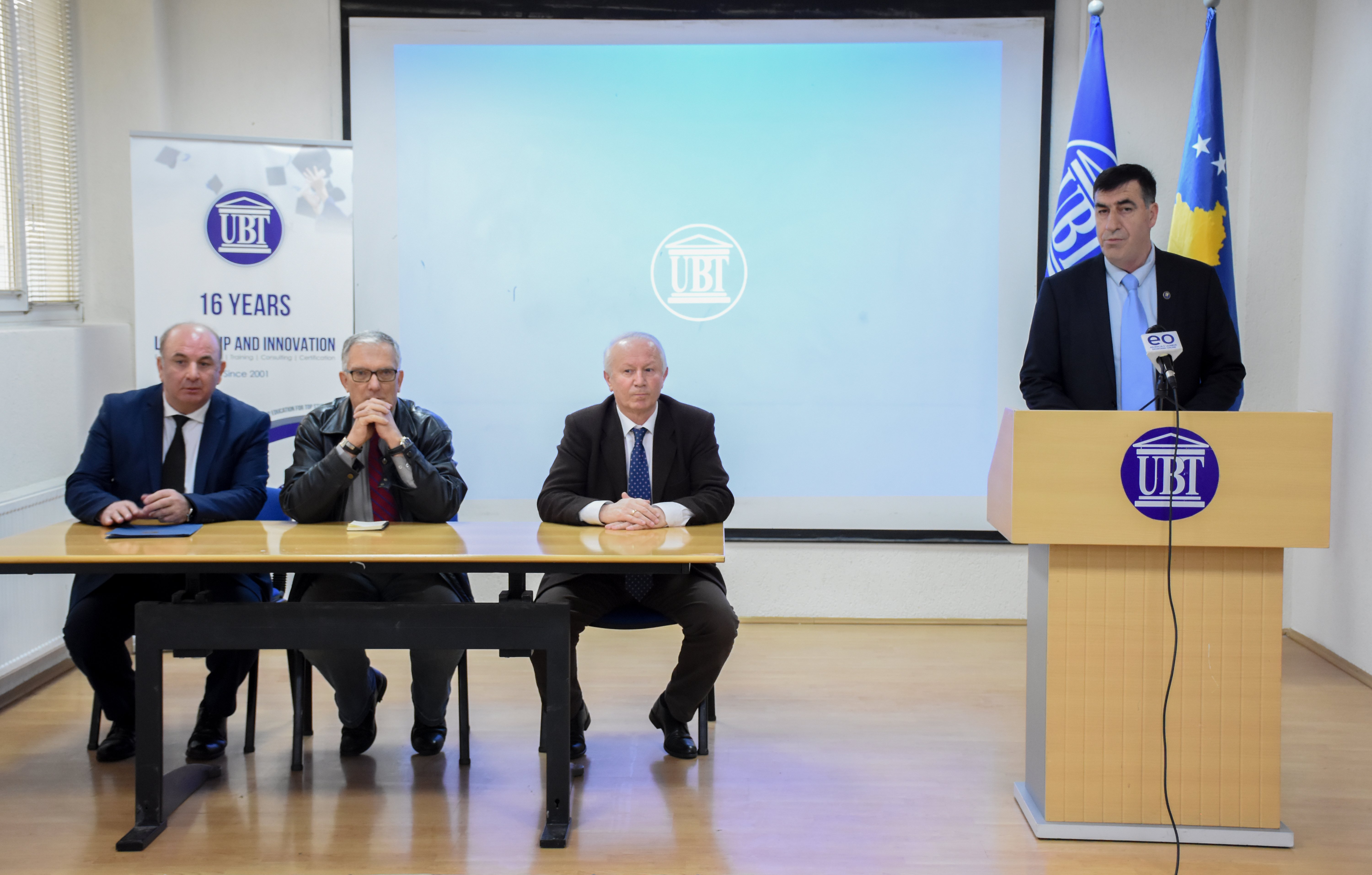 Në UBT u mbajt konferenca “Roli i klubit zviceran të shtypit dhe mediave në Gjenevë dhe diplomacia publike e parlamentare”