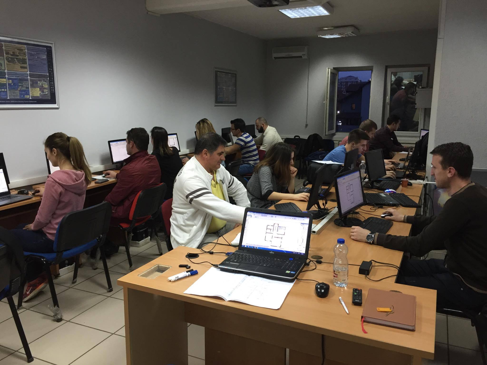 UBT Executive Academy fillon Trajnimin për ArchiCad dhe 3D Studio Max