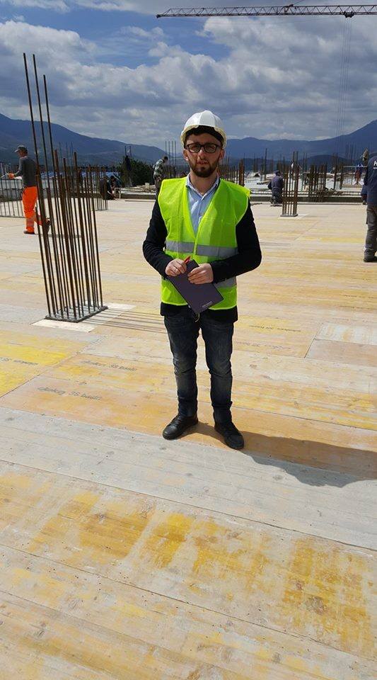 Studenti i UBT-së , Emir Maqkaj arkitekt në kompaninë  “N.N.T CADI”