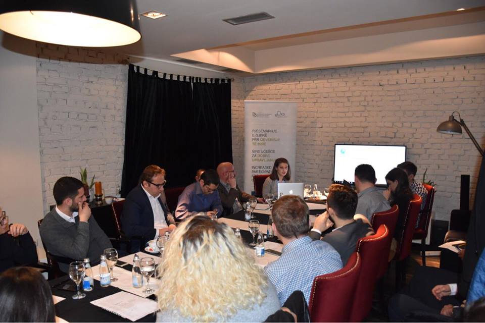 Studentja Edona Jerliu, pjesë e grupit punues për testimin e Platformës për Qeverisje të Mirë