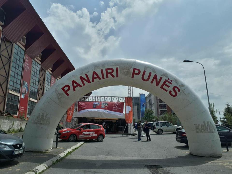 UBT prezantoi mundësitë për punësim në Panairin e Punës