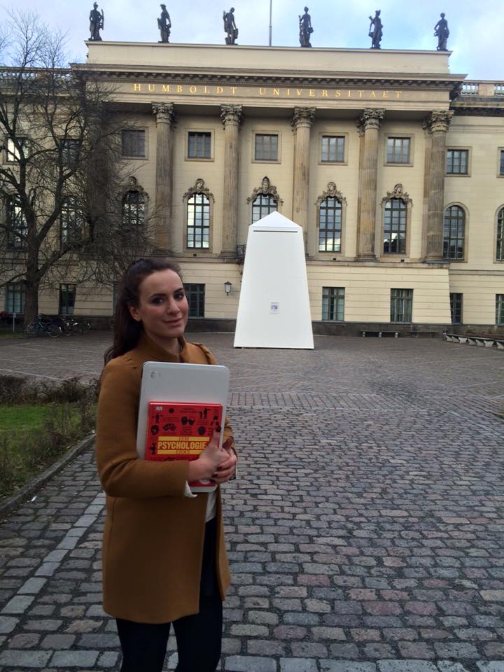 Studentja Arta Rrustemi, nga UBT me bursë në Universitetin Humboldt në Berlin