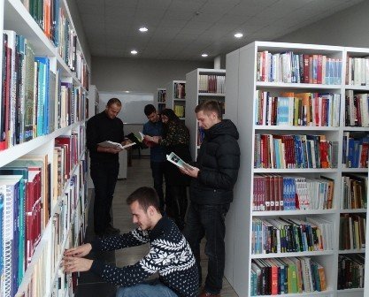 UBT Library Receives 25.000 Books, Another 25,000 Expected To Come