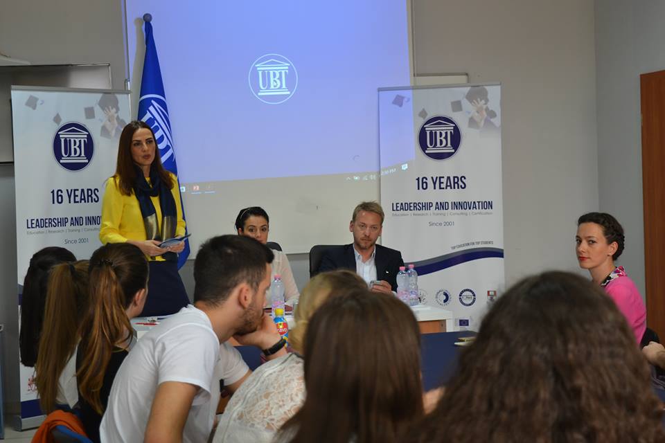 Besa Zogaj-Gashi e Ilir Deda flasin për sfidat e të rinjve të Kosovës