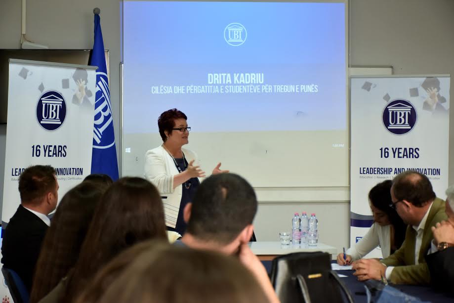 Drejtoresha e Departamentit të Arsimit të Lartë, Drita Kadriu ligjëroi për studentët e UBT-së