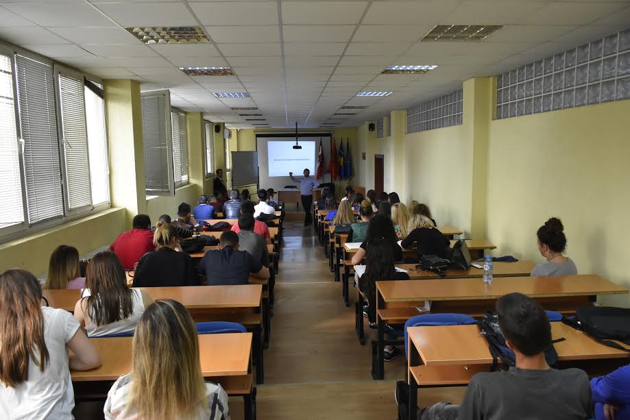 Në UBT u mbajt ligjëratë tematike rreth buxhetit të Kosovës