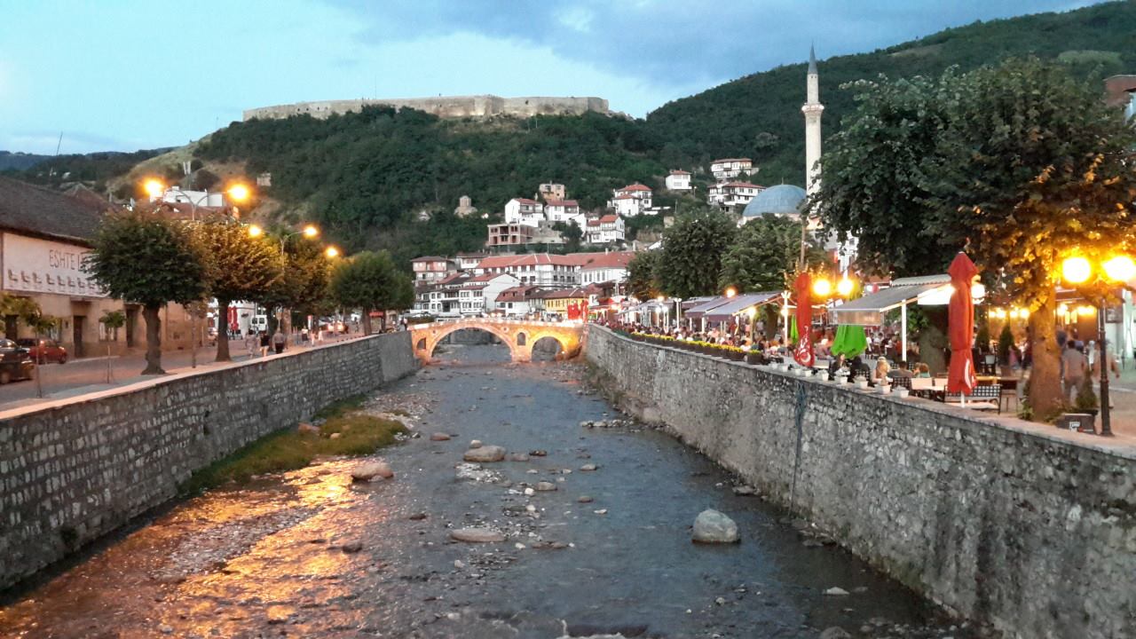 UBT-ja zgjeron aktivitetin akademik edhe në Prizren