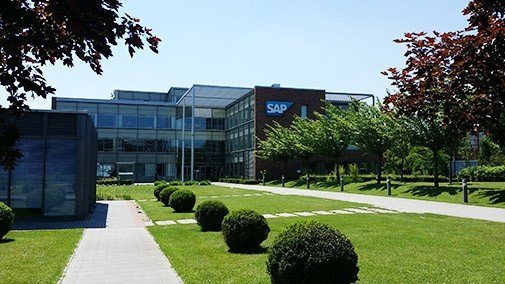 Ligjëruesit në UBT vizituan kompaninë “Graphisoft” në Budapest