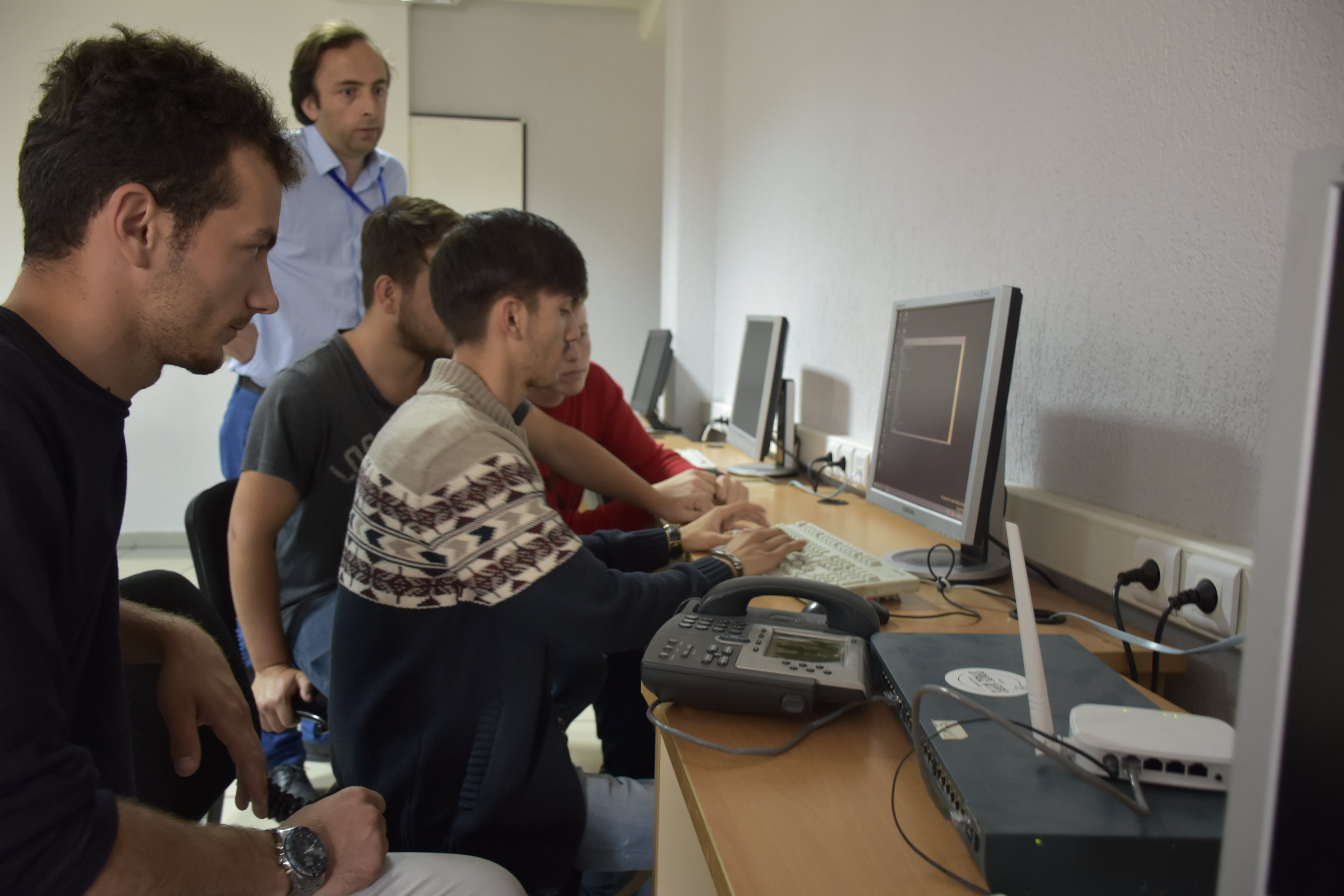 Fakulteti i SHKI-së në UBT, vendi ku krijohen ekspertët e së ardhmes në këtë fushë