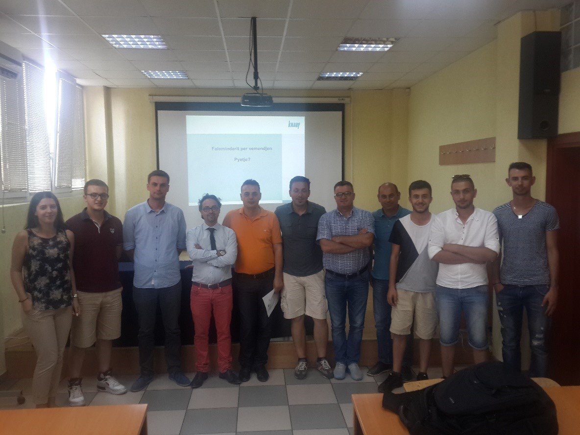 U mbajt ligjërata “Zë izolimi, parimet dhe aplikimi në godinat rezidenciale”