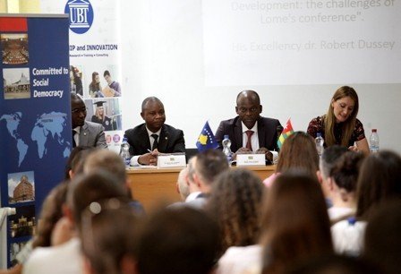 Ligjëratë publike e Ministrit të Punëve të Jashtme dhe Bashkëpunimit të Togos në UBT