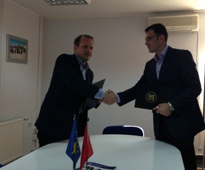 UBT  nënshkruan marrëveshje bashkëpunimi me Institutin e Medias së Kosovës