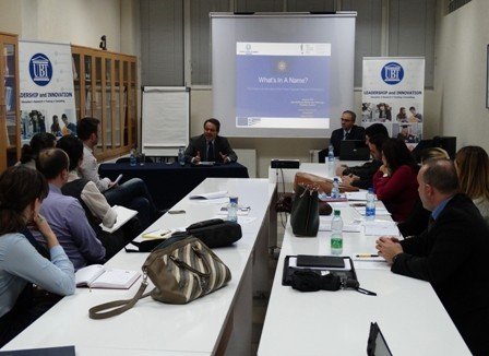 Ambasadori i Greqisë në Prishtinë, z.  Moskopoulos,  u  ligjëroi studentëve të UBT-së