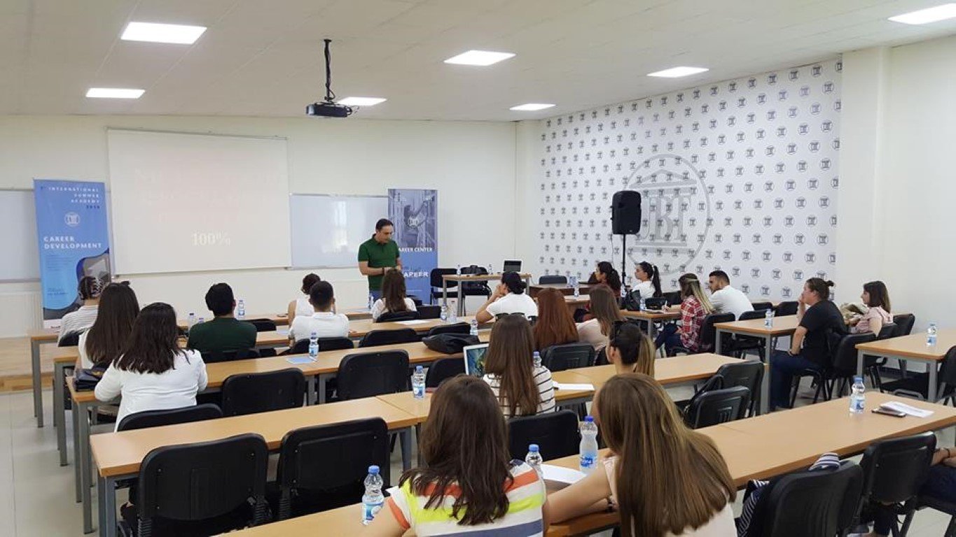 Filloi punimet ANV-ja e Karrierës – Pjesëmarrësit mësohen të shkruajnë CV cilësore