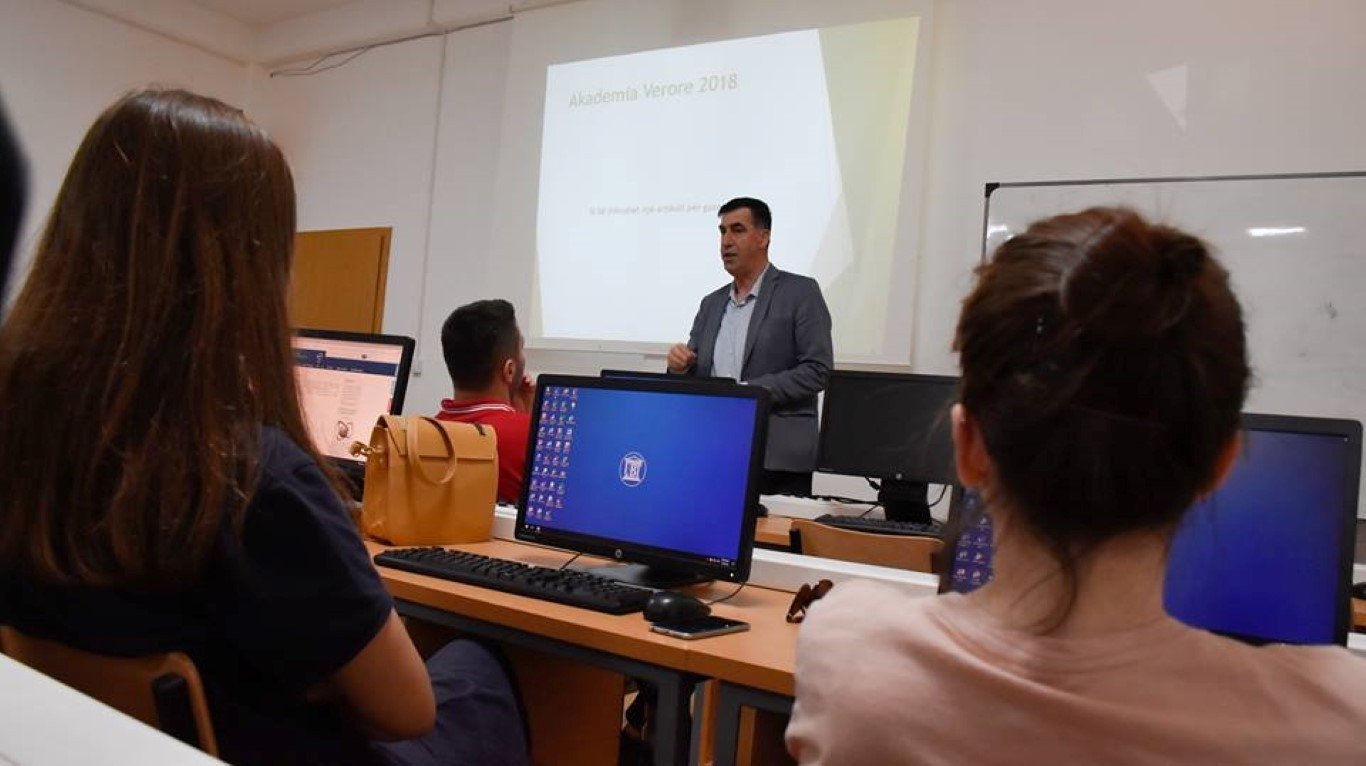 Sot filloi ANV-ja e Fakultetit Media dhe Komunikim