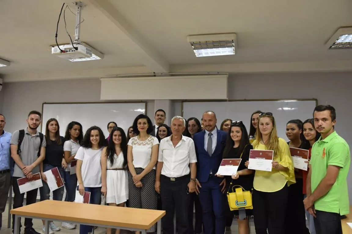 Në përmbylljen e ANV-së së Juridikut praktikohet simulimi i seancës gjyqësore
