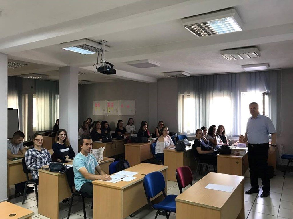 Në ANV-në e Juridikut dhe SI-së ligjëron profesori austriak, Lothar Hoffman