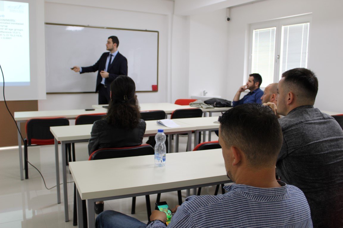Në ANV-në e Farmacisë ligjërohet për dozimin e barërave te fëmijët dhe rolin e hepicidinës