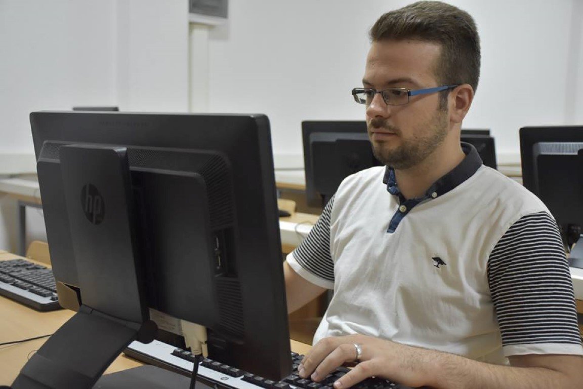 The student of Computer Sciences and Engineering, Arton Jashari, part of UBT staff