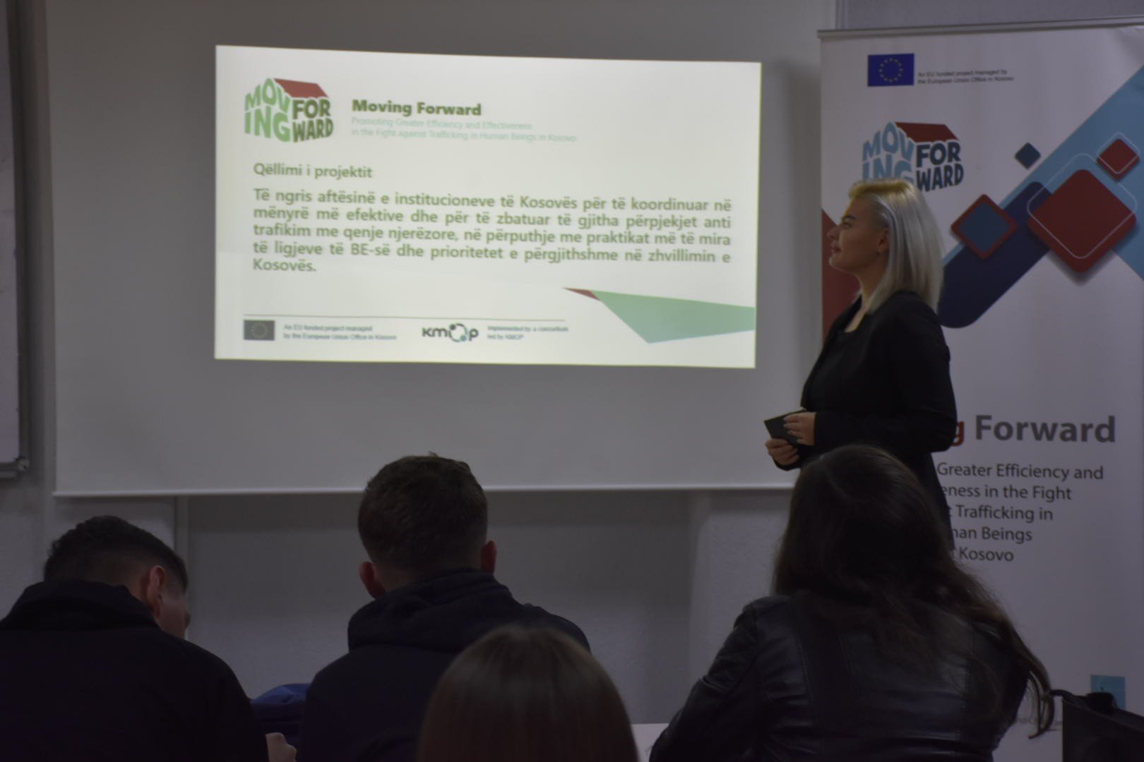 Qendra MVPT informon dhe sensibilizon studentët e UBT-së për dukurinë e trafikimit me qenie njerëzore