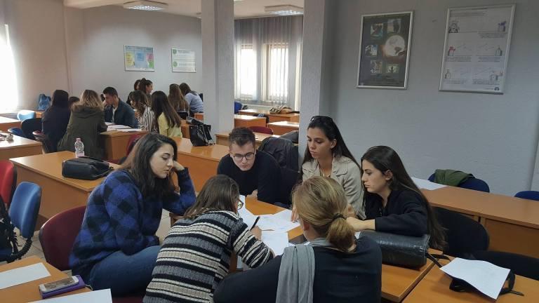 Qendra e Karrierës në UBT, inicuese e punësimit të qindra të rinjve kosovarë