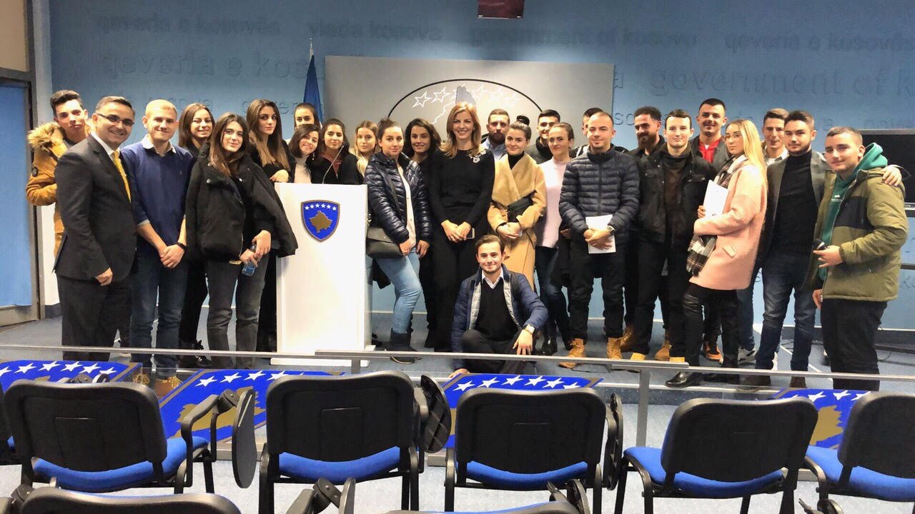 The UBT students of Political Science visited the Government of Kosovo and Municipality of Prishtina
