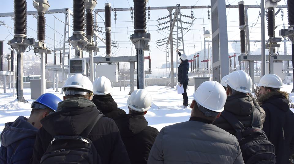 The UBT students from the Faculty of Mechatronics, have visited the sub-stations “Prishtina 2” and “Prishtina 5”