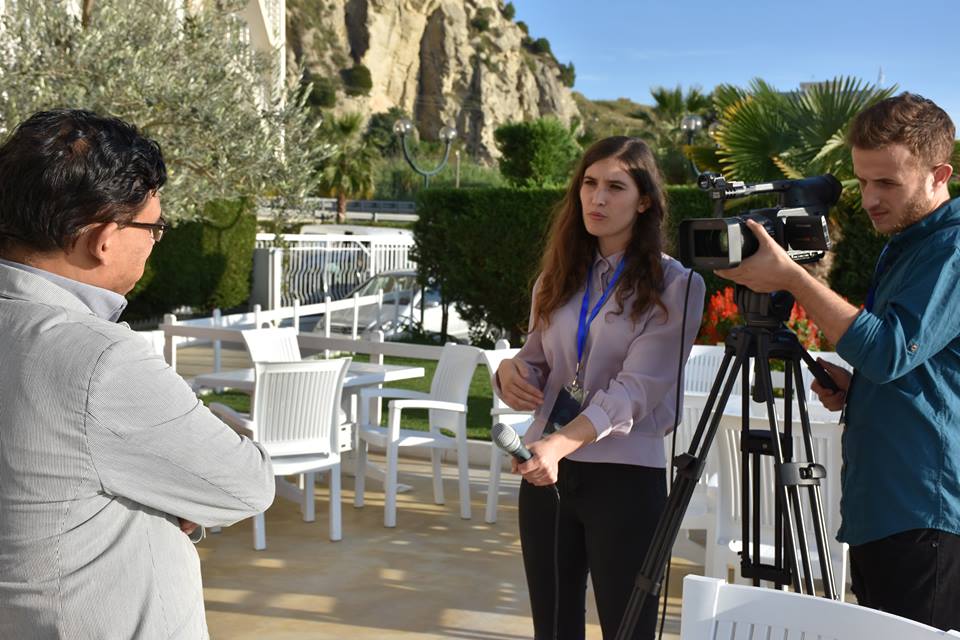 During the previous semester, 14 students from the Faculty of Media and Communication have been integrated in the labor market