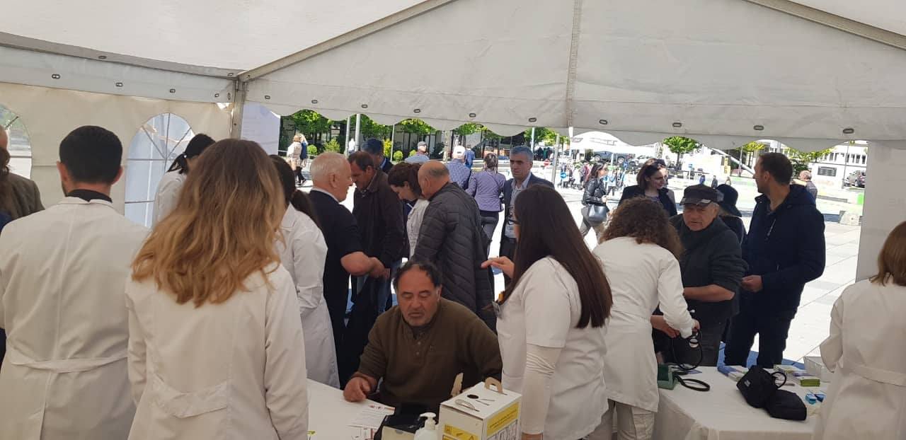 Hundreds of citizens from Prishtina and Ferizaj had the opportunity to receive medical services and advices from UBT students