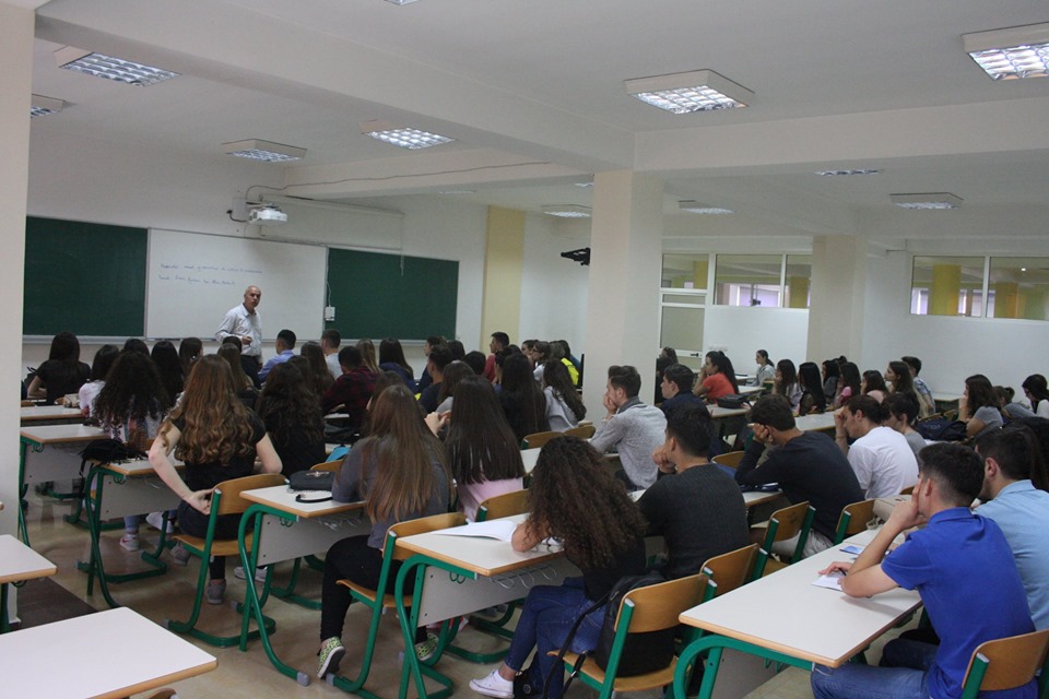 Fillon Regjistrimi i Maturantëve në Programin Përgatitor të Maturës 2019