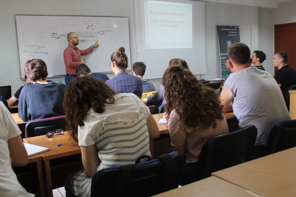 Ka nisur pranimi i abstrakteve për Konferencën Ndërkombëtare Mekatronikë, Inxhinieri e Sistemeve e Robotikë, dhe për Inxhinieri të Energjisë