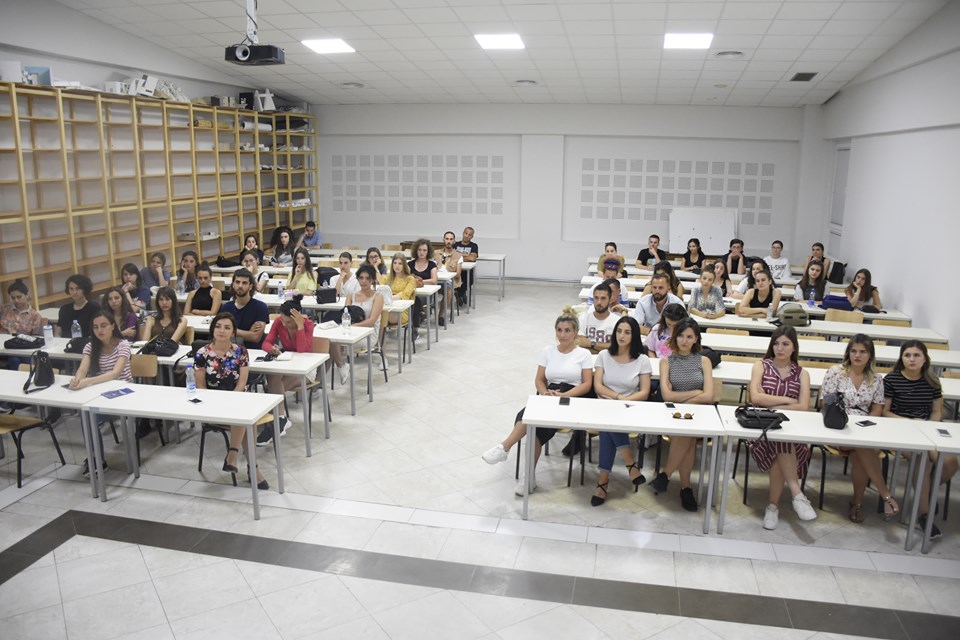 Akademia e Dizajnit të Integruar sjell në UBT artistë e profesionistë të artit