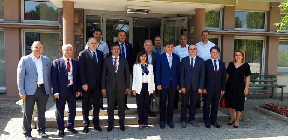 UBT nënshkruan marrëveshje bashkëpunimi me Universitetin “Isparta University of Applied Sciences” në Turqi