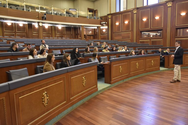 Programi i Shkencave Politike në UBT, fakultet që ju siguron diplomë të dyfishtë dhe të njohur ndërkombëtarisht