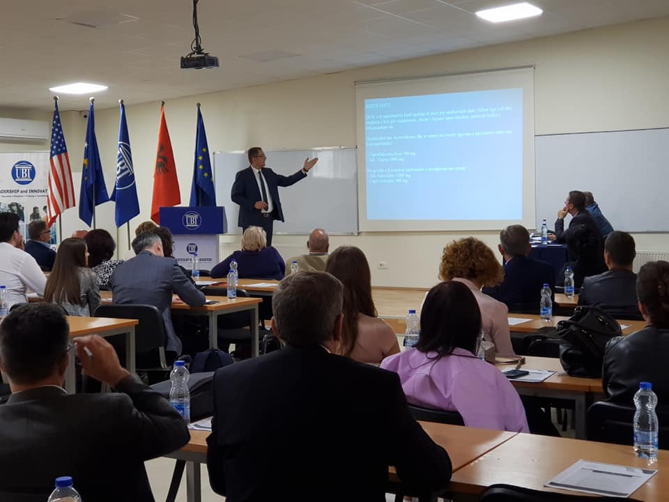 Punime të shumta prezantohen në Konferencën Shkencore të Infermierisë në UBT