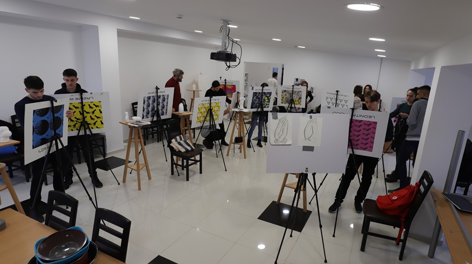 Studentët e Shkencave të Ushqimit dhe të Arteve, ideojnë dhe përgatisin ushqime të shijshme