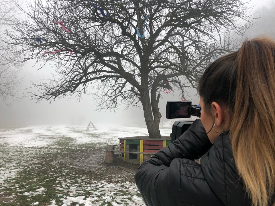 Studentët e Fakultetit Media dhe Komunikim praktikojnë njohuritë e tyre në terren