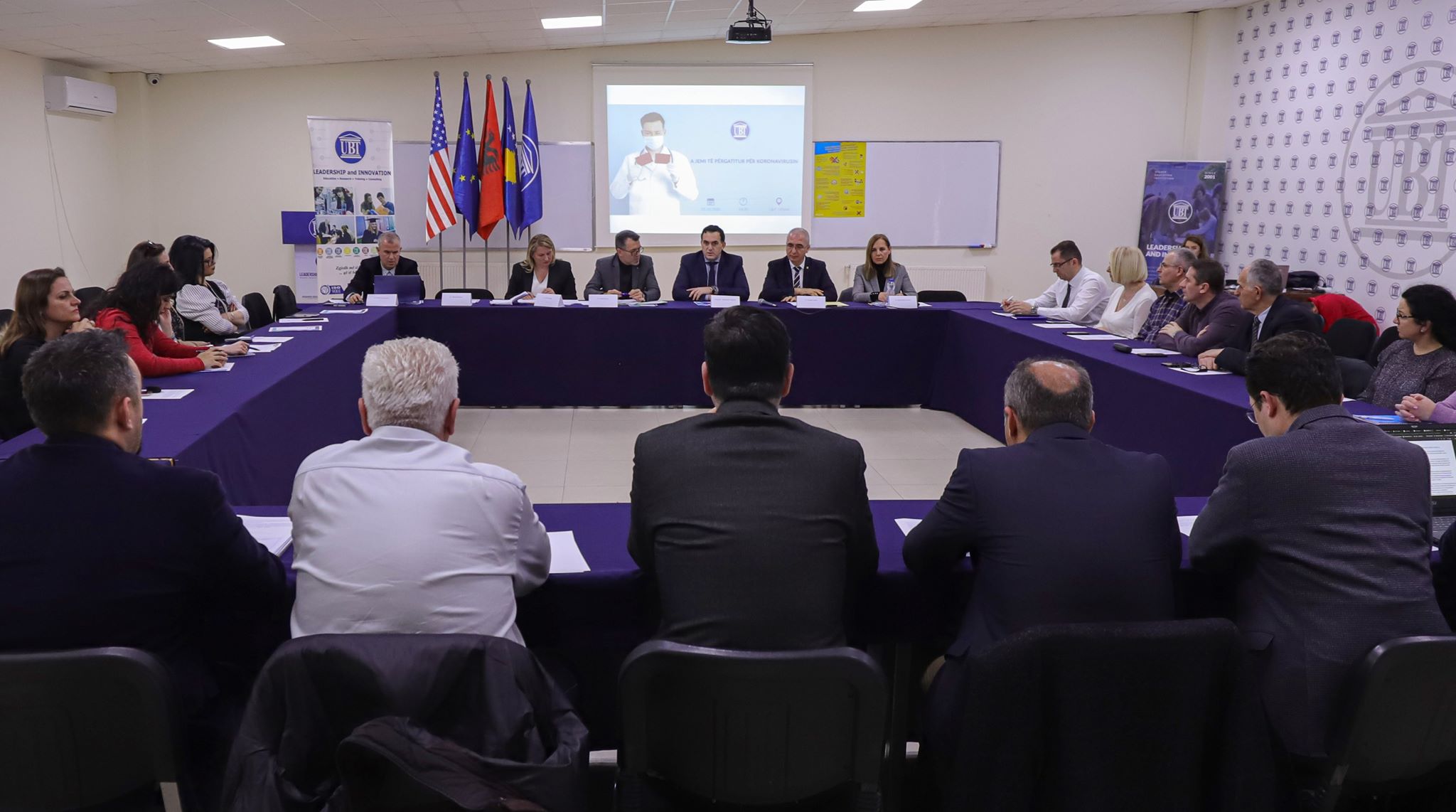 UBT do të zhvillojë mësimin online në mënyrë virtuale