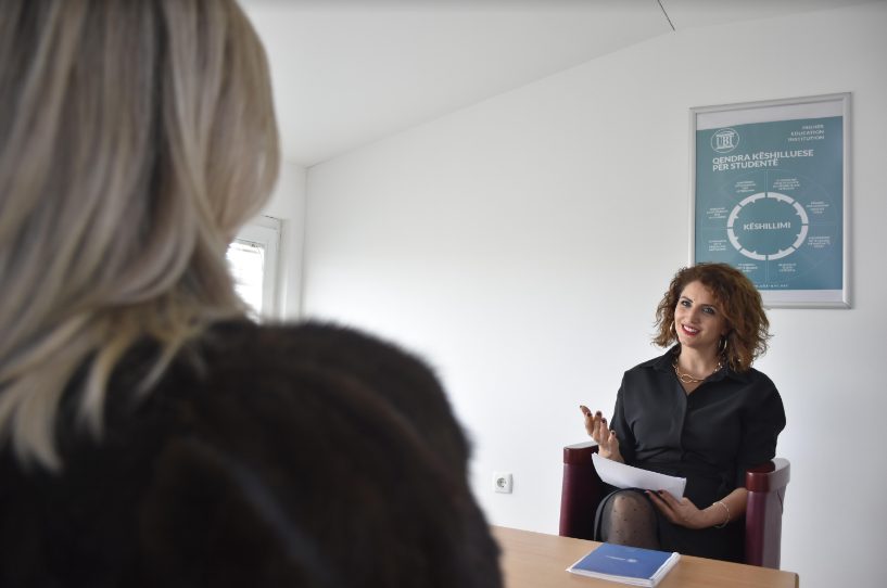 Qendra Këshilluese ofron përkrahje psikologjike online për të gjithë studentët e UBT-së