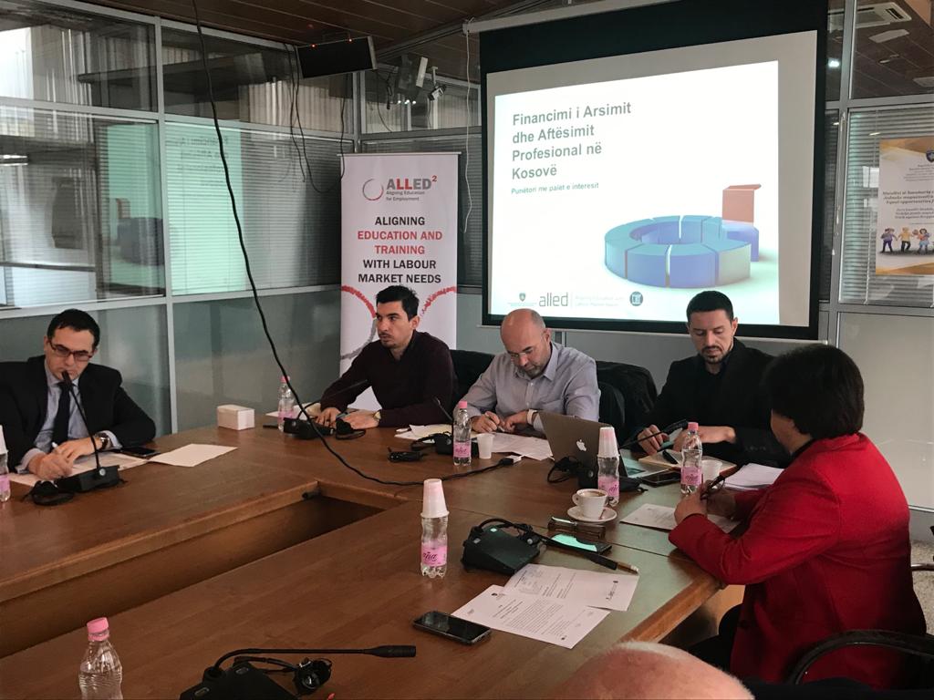 Mbahet punëtoria “Financimi në Arsimin dhe Aftësimin profesional në Kosovë”