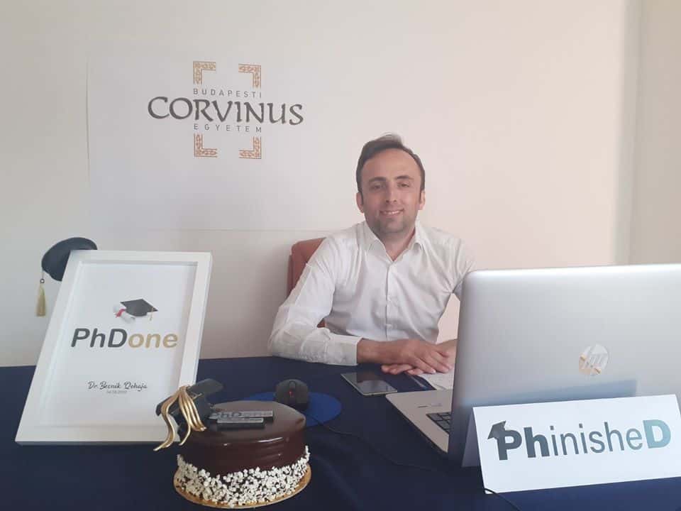 UBT përkrah stafin akademik për arritje profesionale