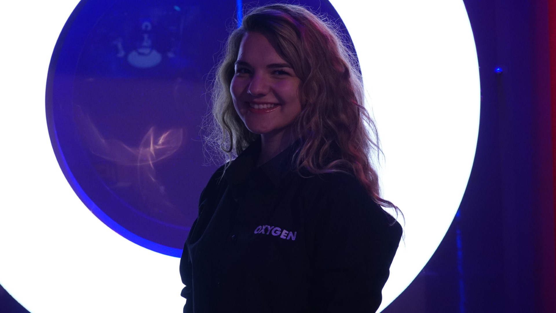 Studentja e Fakultetit Media dhe Komunikim punësohet në emisionin Oxygen Show