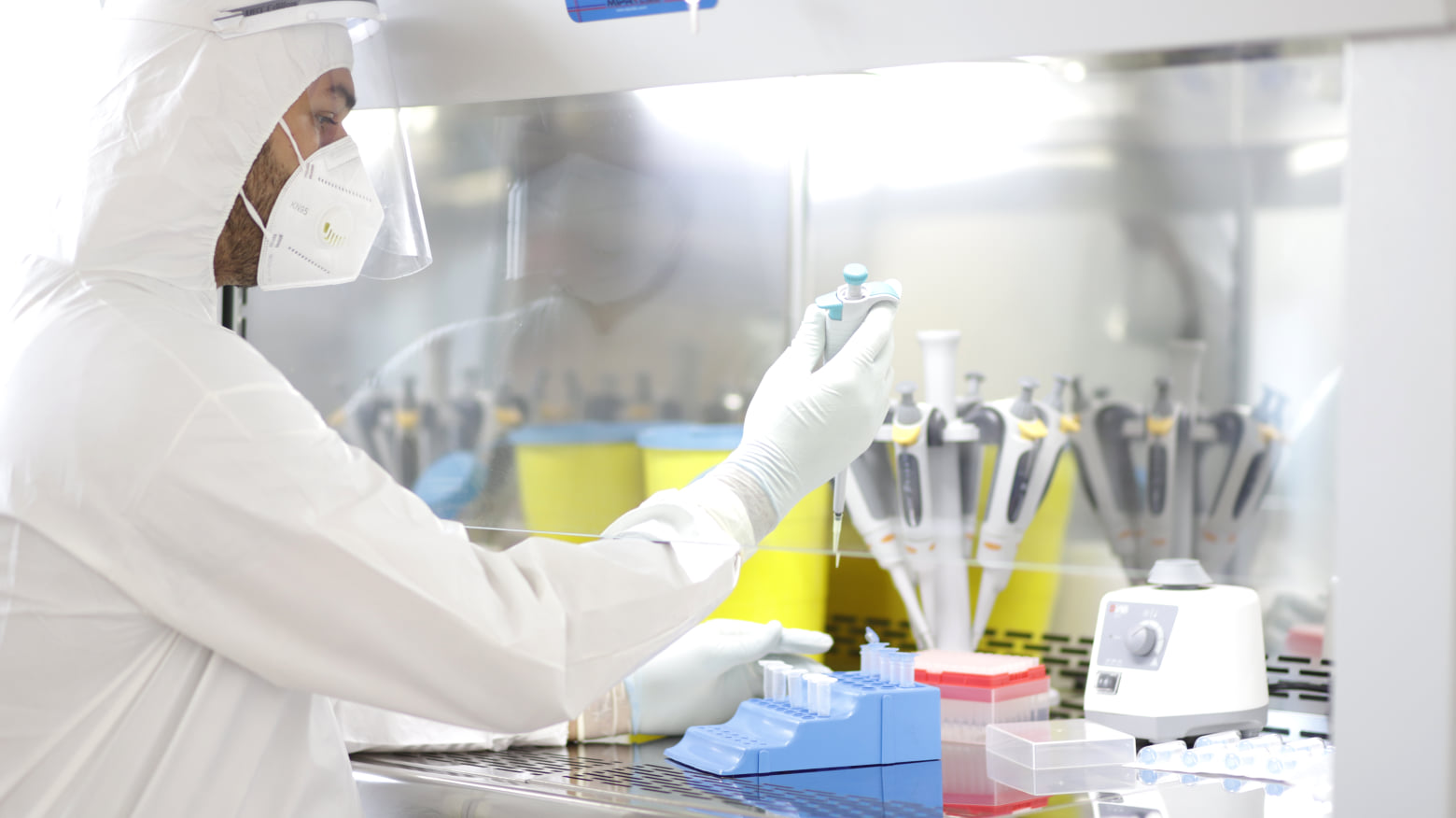 Laboratori i UBT-së në dispozicion për testime COVID-19