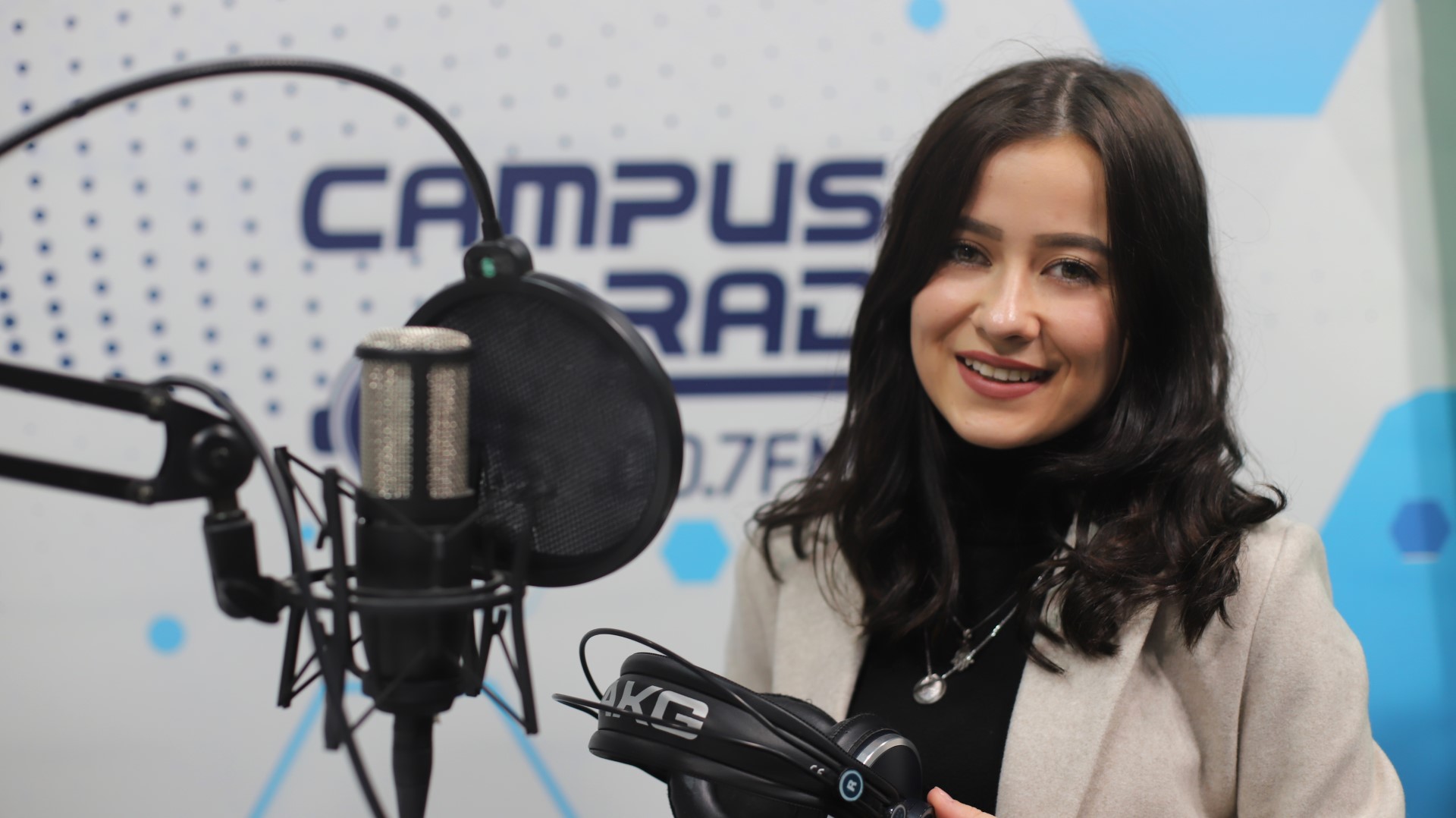 Studentja Marigona Xhigoli bëhet pjesë e Radio Campus