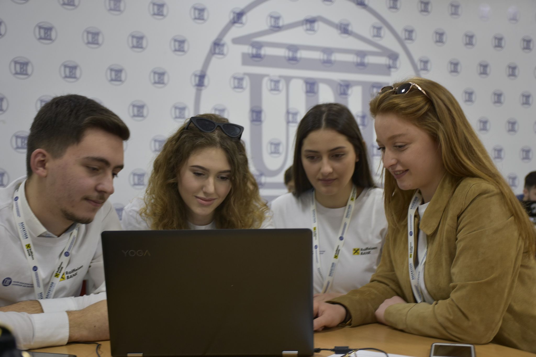 Shkencat Kompjuterike, profesion që po thyen stereotipat gjinorë në Kosovë