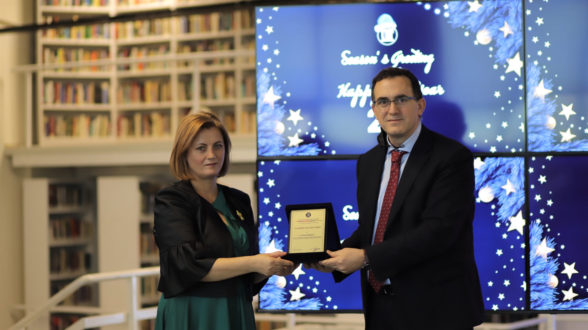 Feride Rushiti nderohet nga UBT me çmimin “Excellence Leadership Award”