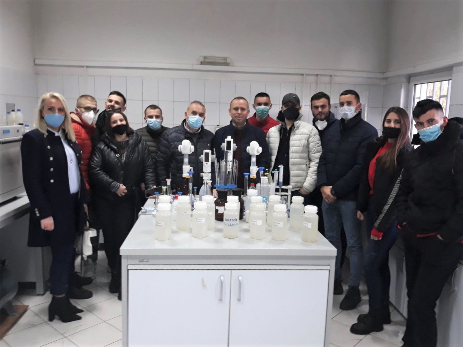 Studentët e Fakultetit të Inxhinierisë së Energjisë realizuan vizitë studimore në Institutin Hidrometerologjik të Kosovës