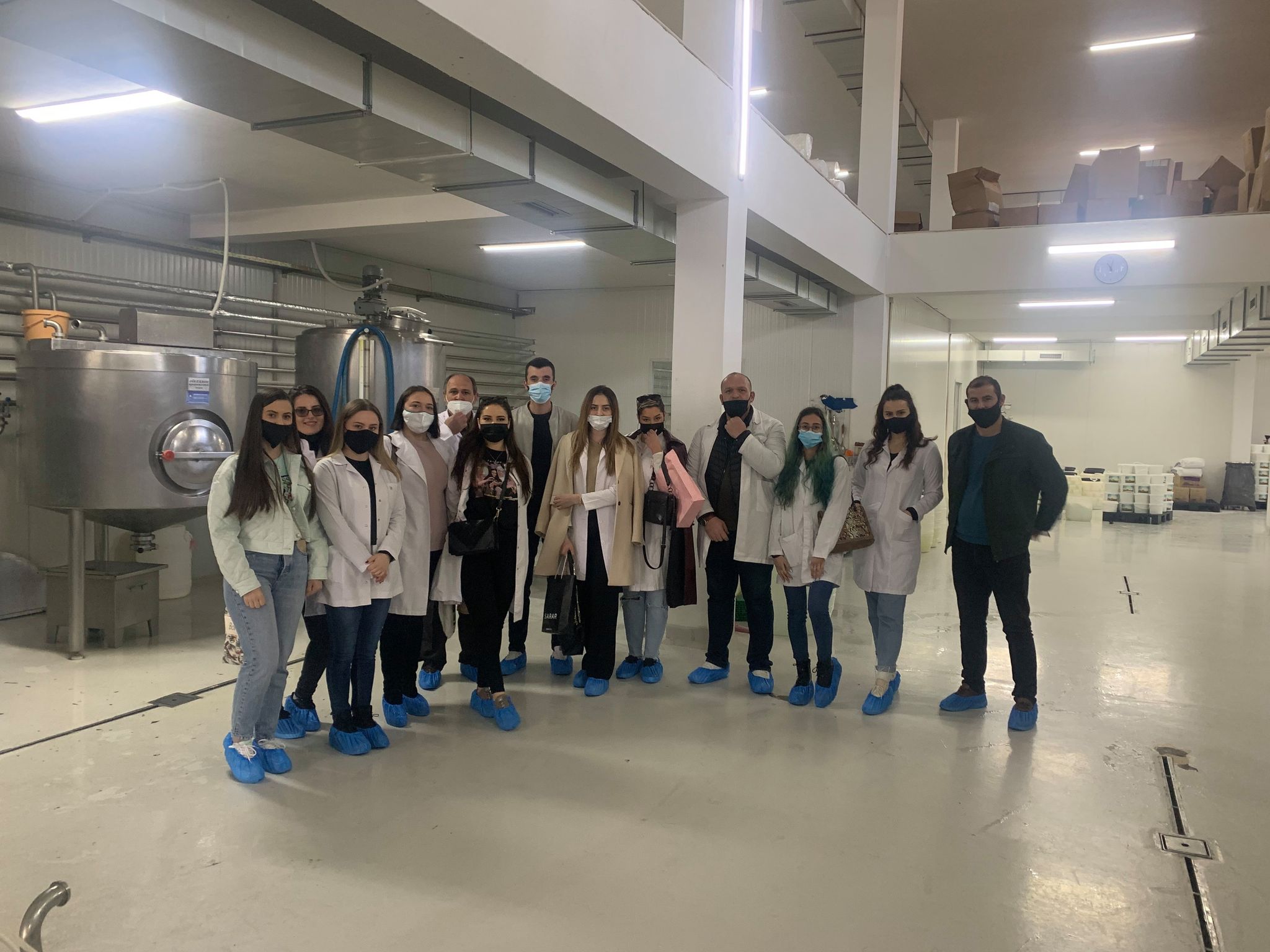 Studentët e Fakultetit Shkencat e Ushqimit dhe Bioteknologji realizojnë vizitë studimore