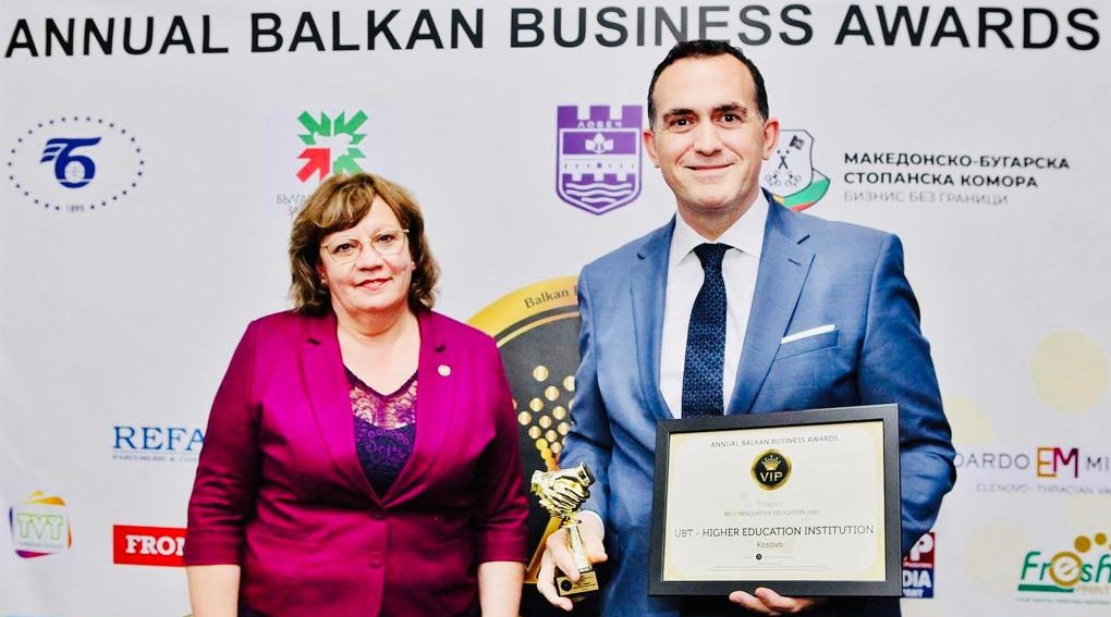 UBT nderohet me çmimin “Best Innovative Education 2021” nga Annual Balkan Business Awards në Sofje të Bullgarisë
