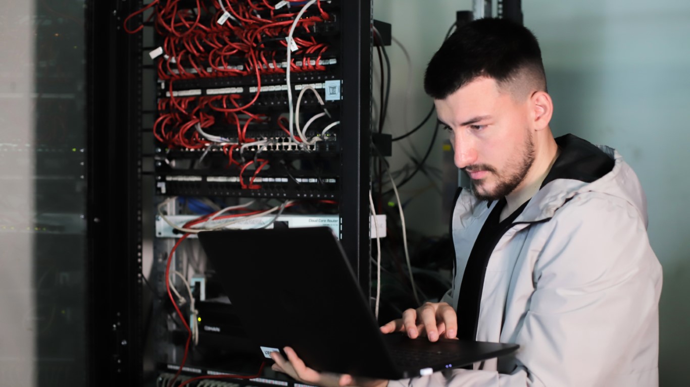 Mbylli punimet Akademia e Cyber Security, ligjërohet për sigurinë e të dhënave